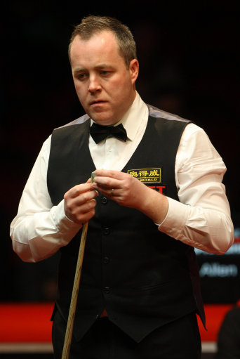 而是被围绕 而是被围绕